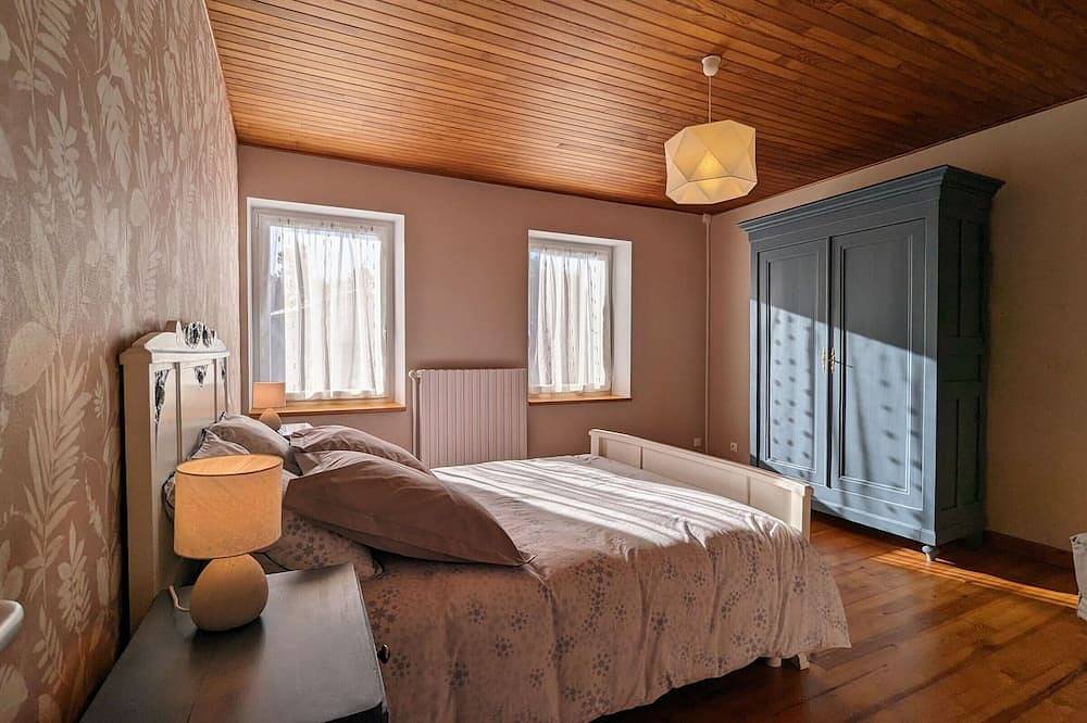 Gîte de Charme pour 6 personnes avec Terrasse et Wifi in Raucoules, Haute-Loire