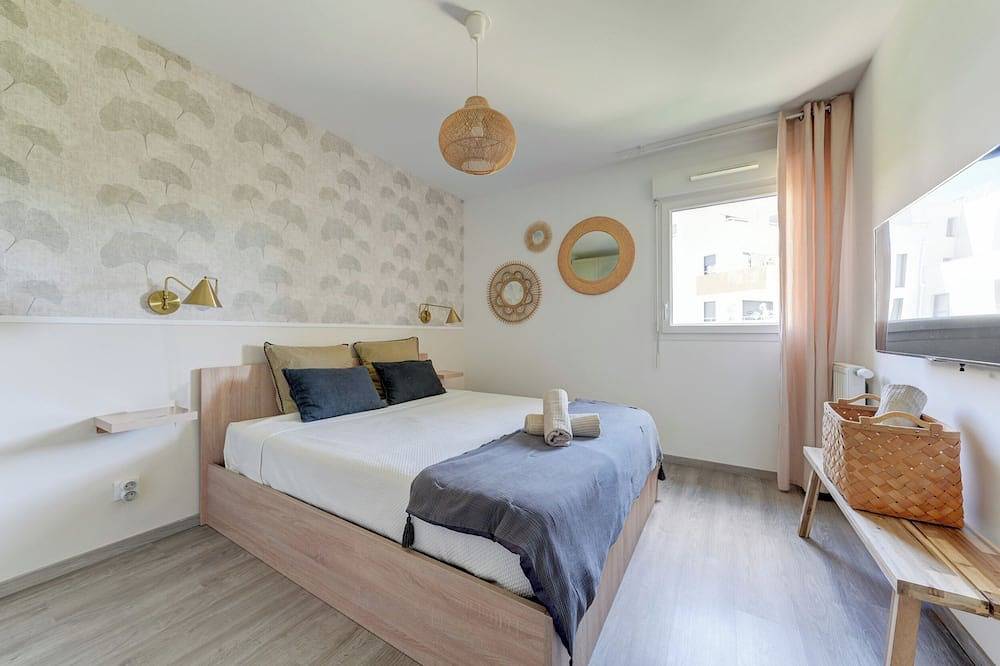 Appartement entier, 60m2 + terrasse + parking sécurisé proche Eurexpo in Saint-Priest, Lyon et ses environs