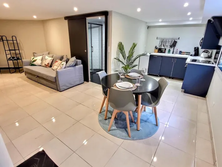 Apartamento de vacaciones para 5 personas, con vistas y jardín - 1