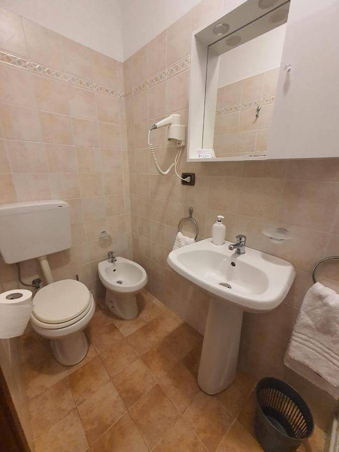 Hôtel pour 3 personnes, animaux acceptés à Bussolin - 3
