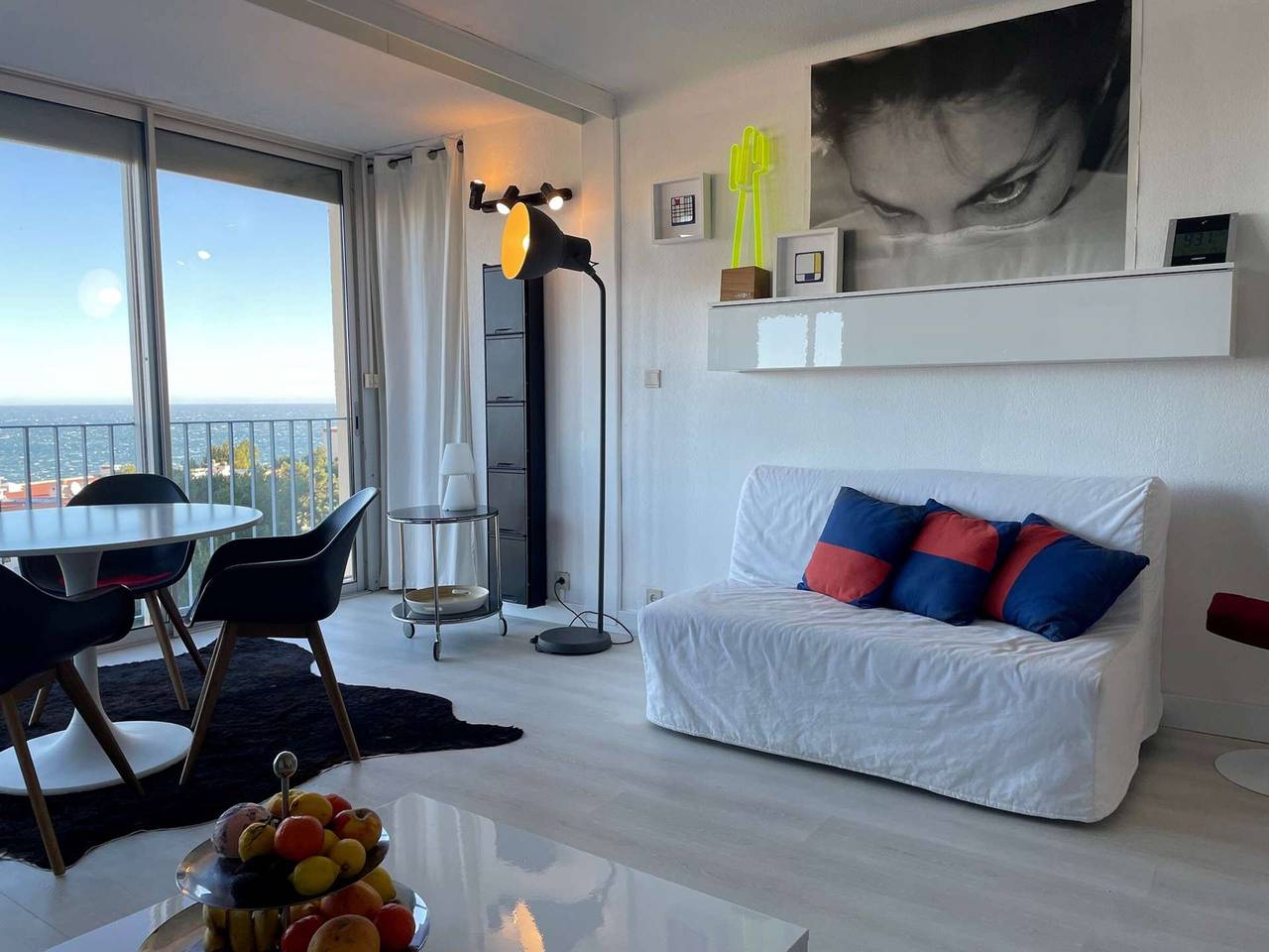 Entire apartment, Bright 2-room apartment for 4 in Banyuls-sur-Mer with dishwasher and sea view in La Côte Vermeille, Banyuls-sur-Mer