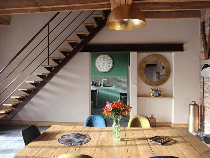 Location de vacances pour 7 personnes, avec piscine ainsi que terrasse et jardin à Beaumont-en-Véron - 2