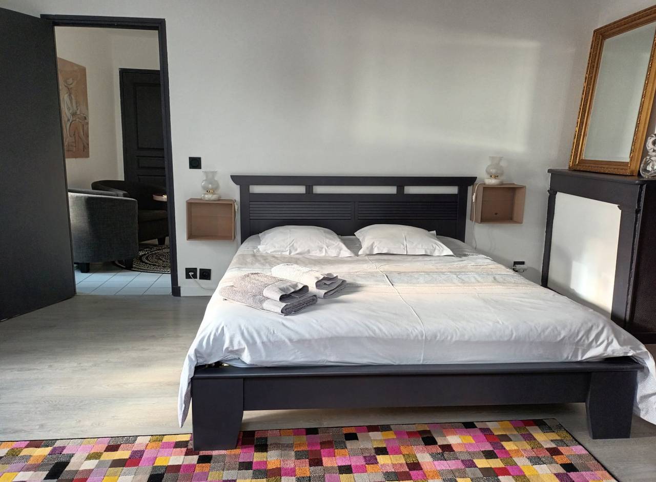 Chambres d'hôtes au Relais du Fraysse - Chambre "Côté jardin" in Le Fraysse, Région d'Albi