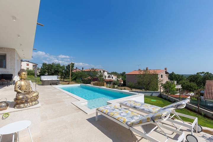 Villa für 8 Personen, mit Garten und Pool in Istrien - 4