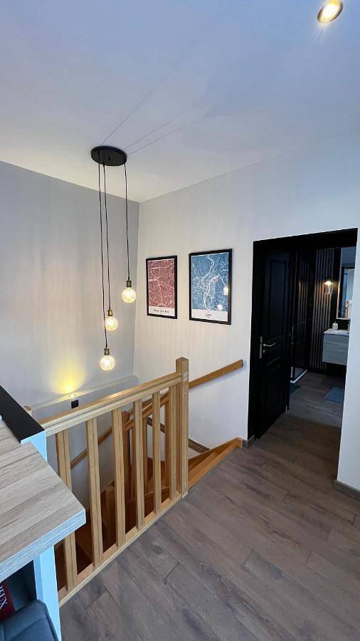 Appartement entier, Appartement 2 chambres - Saint Pierre in Troyes, Aube