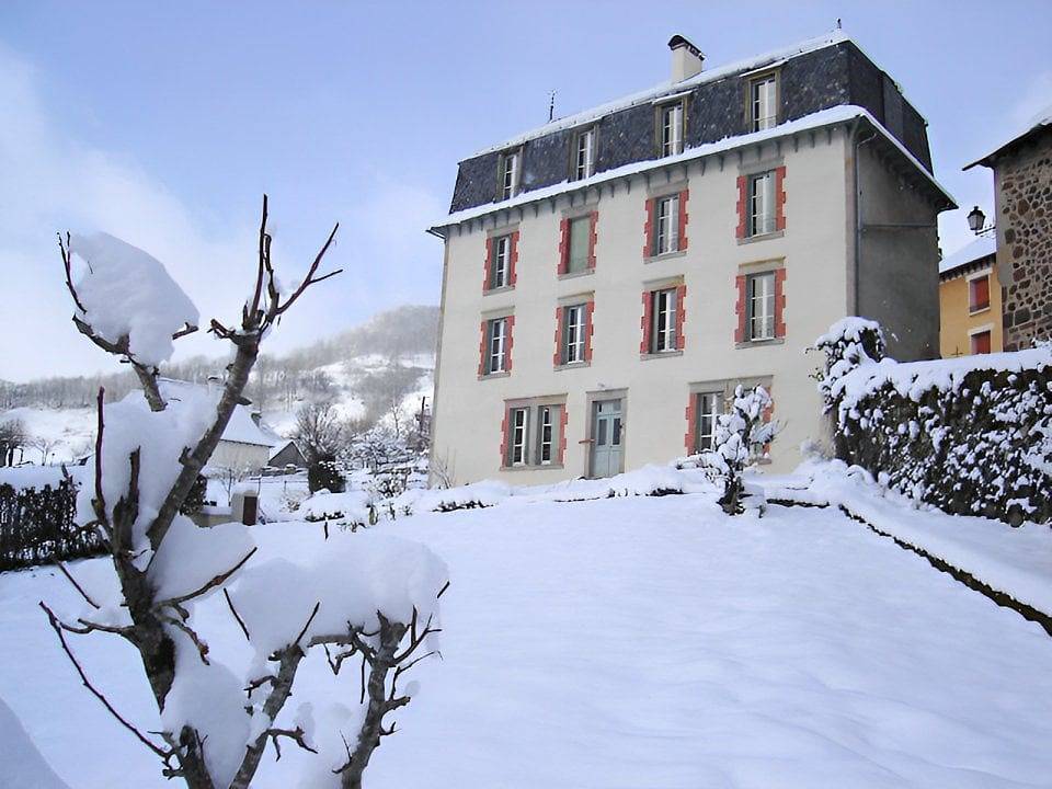 La Maison de Jeanne - Chambre Cassis in Thiézac, Région d'Aurillac