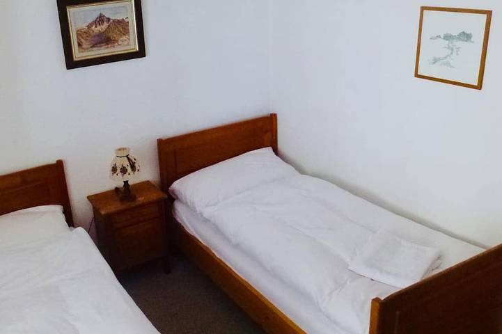 Ganze Wohnung, 3.5 Zi. Dachwohnung mit atemberaubendem Matterhornblick, Skiurlaub, 4 Personen in Zermatt, Walliser Alpen
