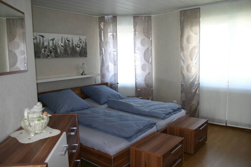 Ganze Wohnung, Ferienwohnung Klarblick ! Direkt am Teutoburger Wald in Bad Iburg in Bad Iburg, Metropolregion Bremen-Oldenburg