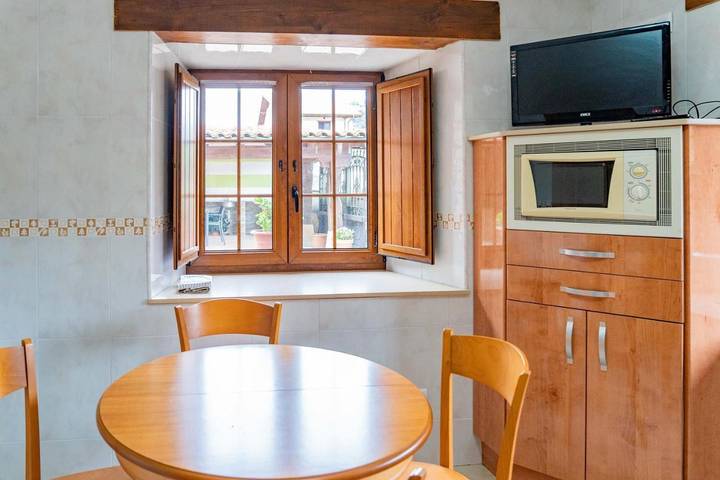 Gîte pour 6 personnes, avec balcon et vue dans Cabárceno - 4