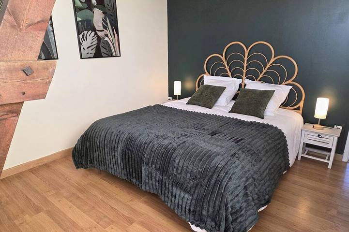 Gîte pour 8 personnes, avec Terrasse et Jardin à Bailleul - 2