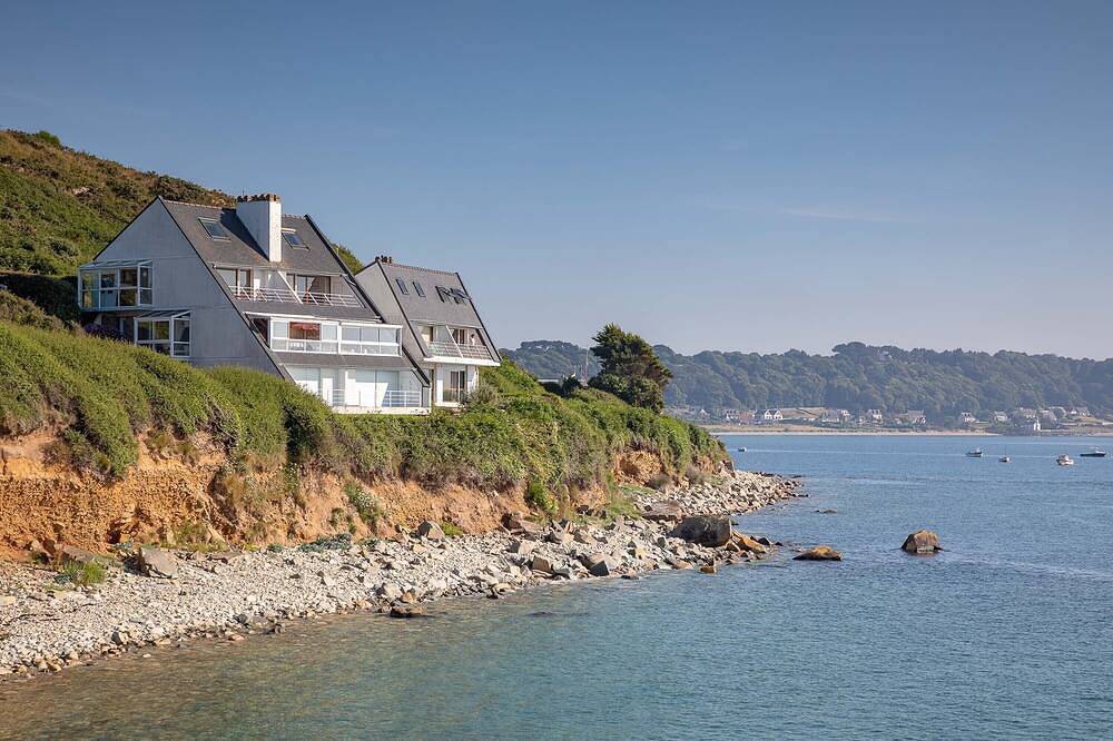 Trélévern: Casa con excepcionales vistas al mar. in Costa de granito rosa
