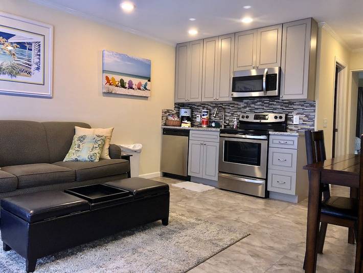 Vacation apartment for 4 people, with pool and balcony - 1