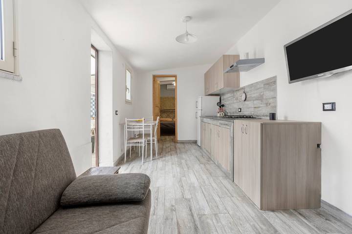 Hel lägenhet, Apartment "Letizia House" close to the Sea with Garden & Wi-Fi in Pozzillo (Palermo), Cinisi