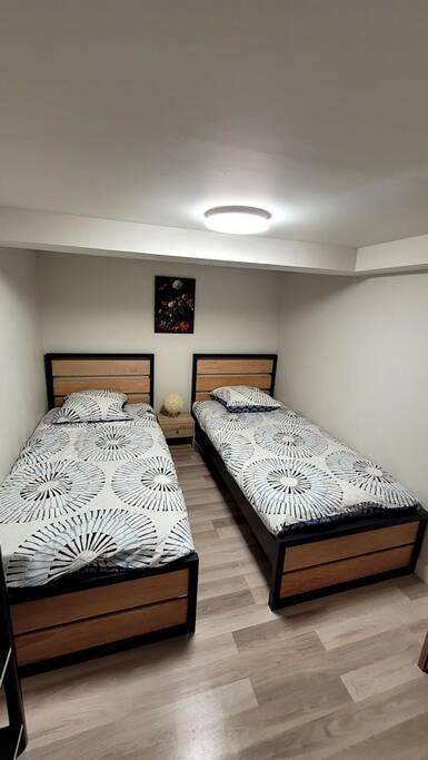 Appartement entier, Two-Bedroom Apartment in La Glacerie, Cherbourg-en-Cotentin