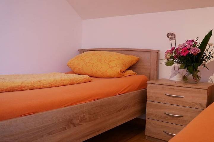 Ferienwohnung für 4 Personen, mit Garten in Nordheim am Main - 2