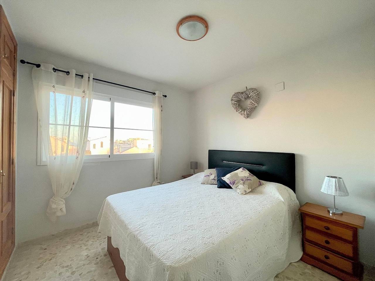 Ganze Wohnung, Apartment in Roquetas de Mar mit Balkon in Playa La Bajadilla, Roquetas de Mar