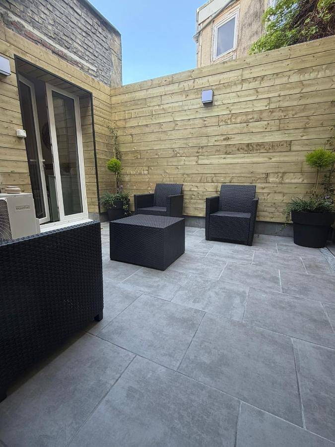 Appartement entier, Charmant studio 2 personnes terrasses privé Anzin in Anzin, Région de Valenciennes