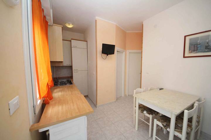 Appartamento intero, Appartamento per le vacanze con aria condizionata e giardino comune  in Bagni dal Moro, Rosolina