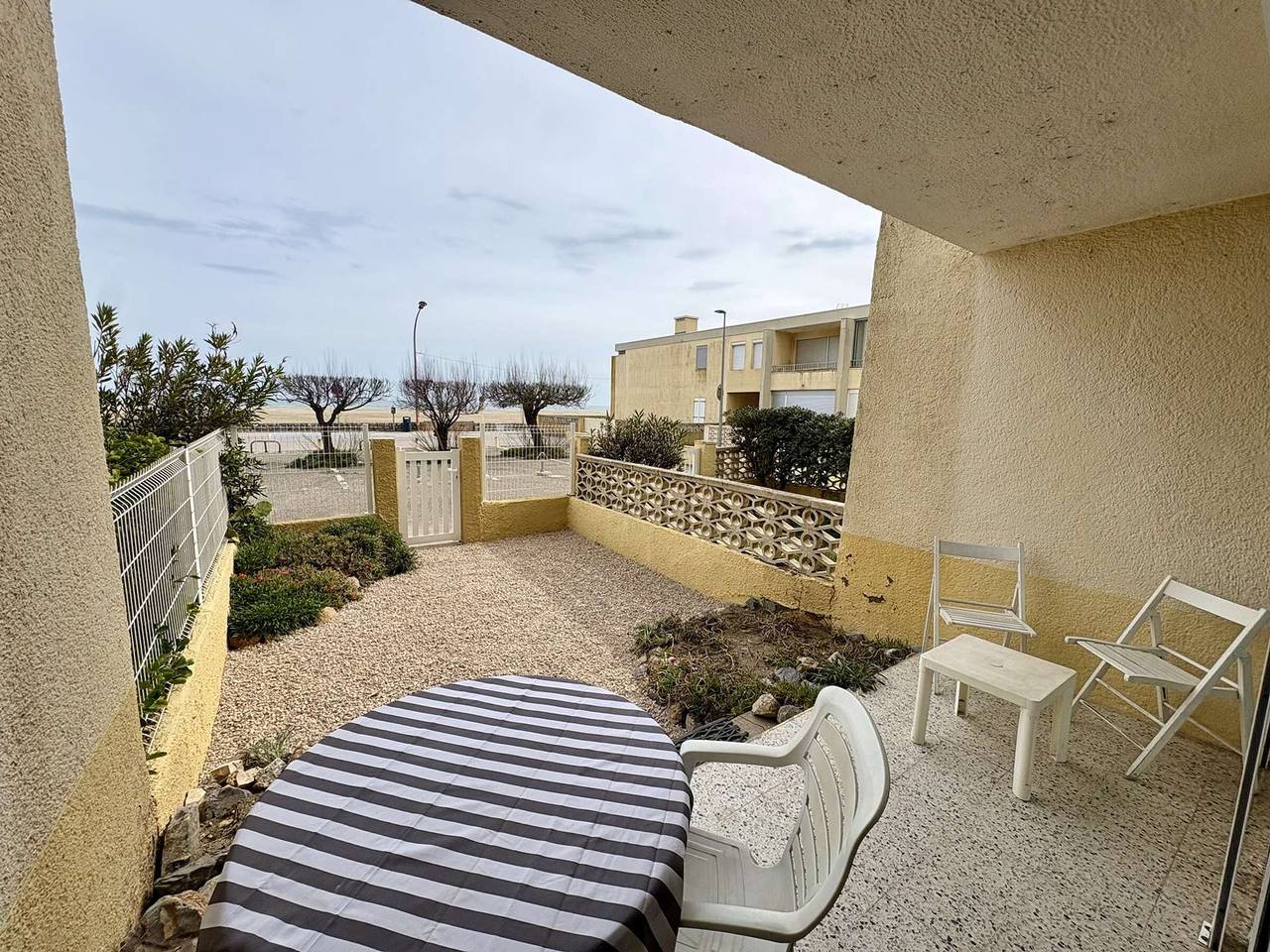 Apartamento entero, Apartamento 2P 5 Plazas con Terraza y Parking - Port-la-Nouvelle in Port-la-Nouvelle, Region de Narbonne