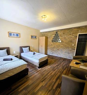Maison d’hôte pour 3 personnes, avec jardin à Kecskemét