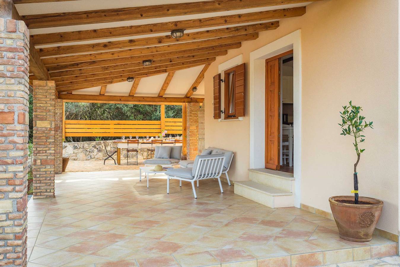 Casa Vala Romana - Big Garden, Jacuzzi, Free Bikes in Pjescana Uvala, Südküste Istrien