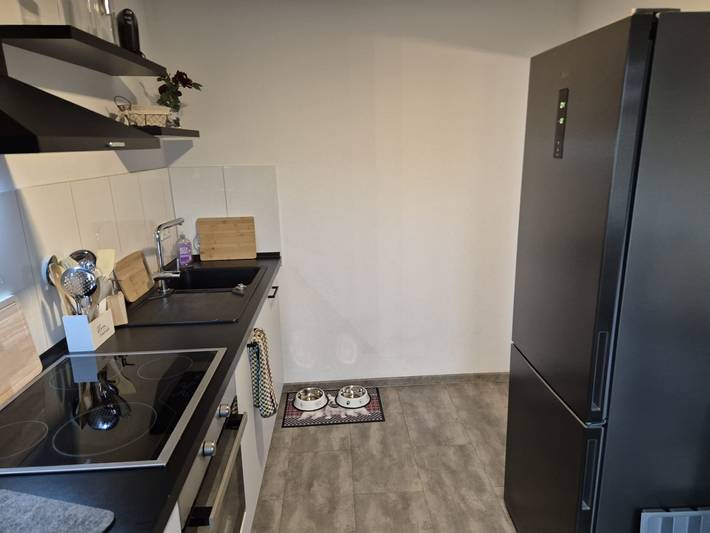 Ganze Wohnung, Ferienwohnung 'Haus Schmidt 4Zi Parknähe' mit Balkon und Wi-Fi in Neunkirchen, Saarland