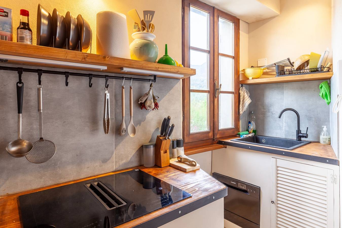 Apartamento entero, Apartamento "Loft Vicino a Forte dei Marmi" con Wi-Fi y aire acondicionado in Seravezza, Costa de la Maremma