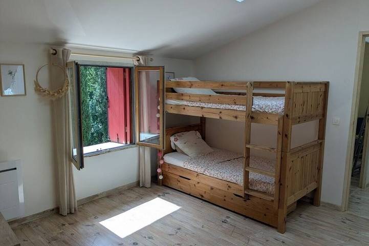 Location de vacances pour 7 personnes, avec Terrasse et Jardin à La Boissière - 3