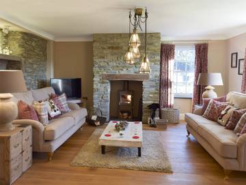 Log Cabin for 12 People in Pembrokeshire, South-Wales, Photo 1