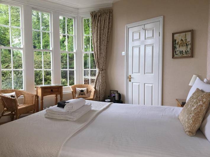 Chambre d’hôte pour 2 personnes, avec piscine ainsi que vue et jardin, animaux acceptés à Torquay - 3