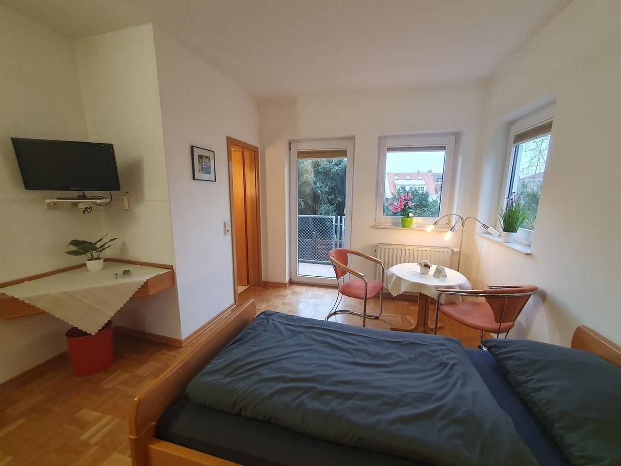 Ganze Ferienwohnung, Abm Apartment 15 in Zwingenberg, Bergstraße