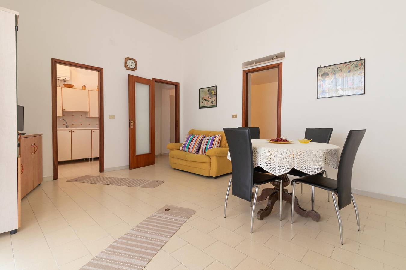 Ganze Wohnung, Ferienwohnung 200 m vom Meer mit Meerblick & Terrasse in Marina di Ostuni, Salento