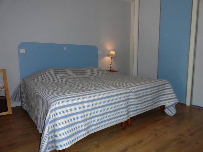 Gîte pour 8 personnes, avec jardin à Givry - 4