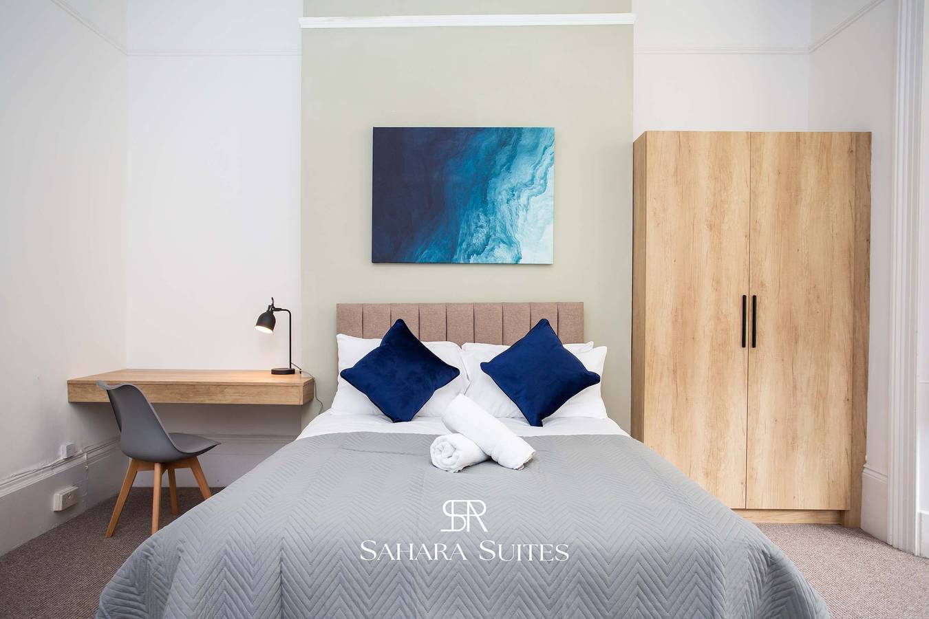 6Br Ensuite Sunderland   Contractors   Parking in Sunderland