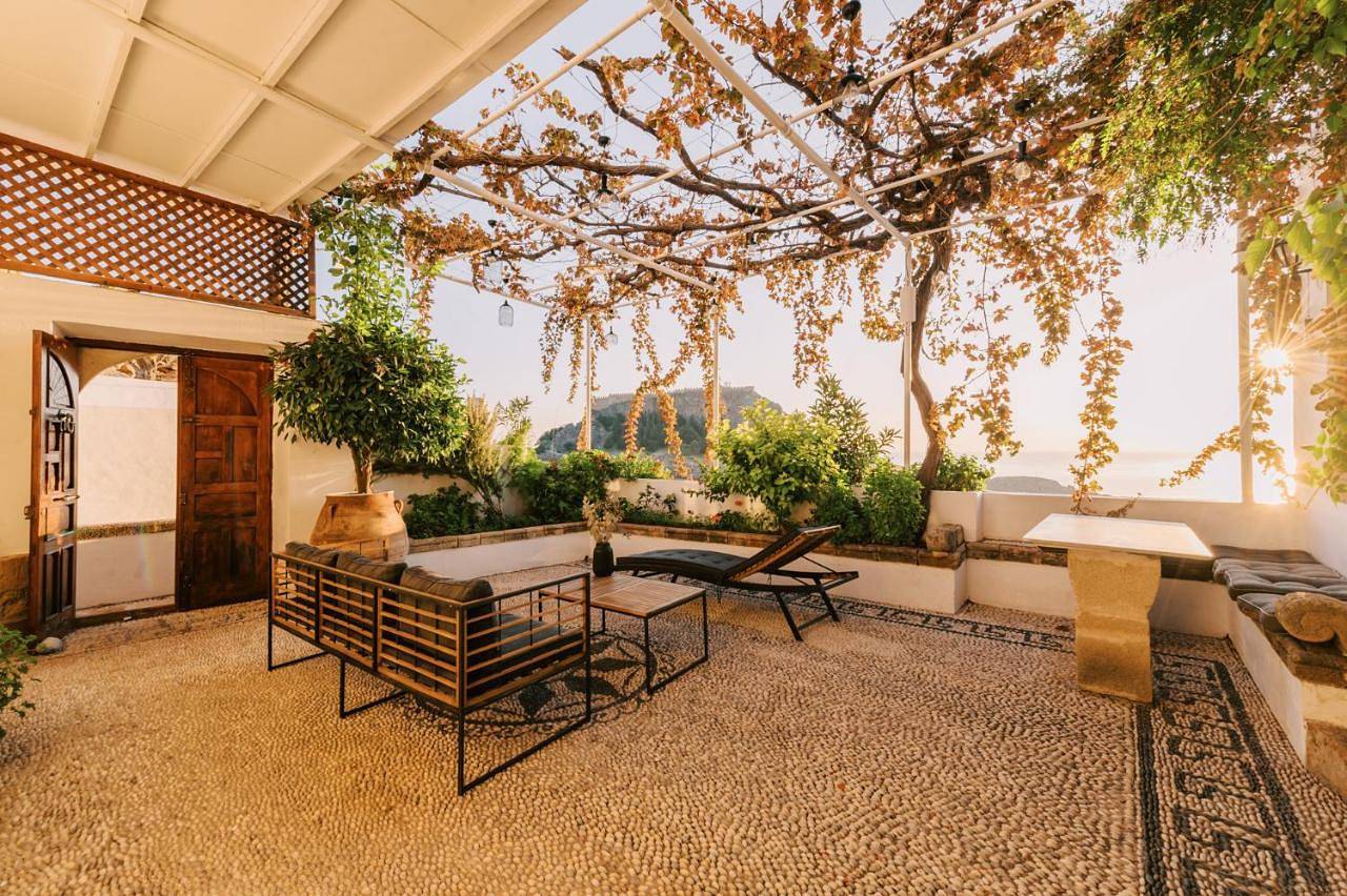 Entire apartment, One Bedroom Suite with Patio in Lindos, Rhodes