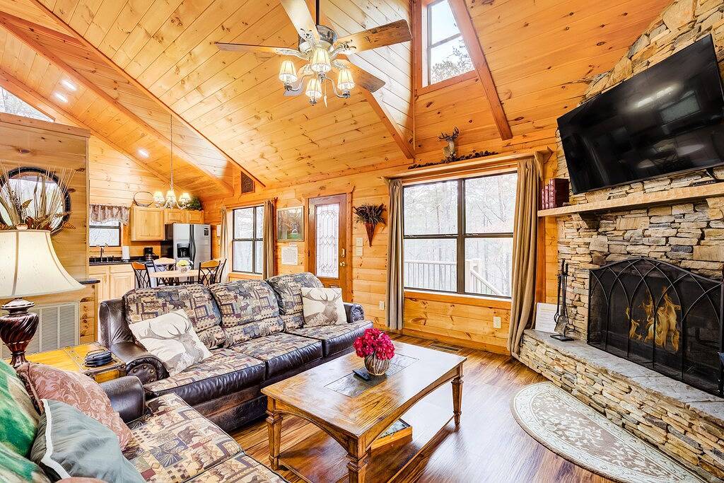 Hundefreundliche Kabine w / Whirlpool, eine firepit, eine Sauna und vieles mehr! in Chattahoochee National Forest