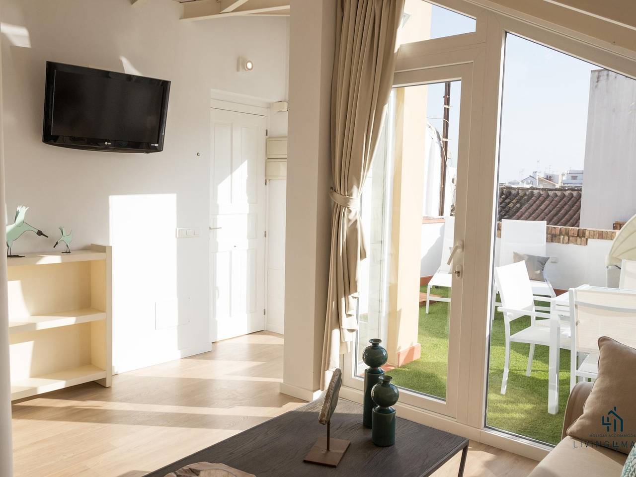 Entire holiday apartment, Atico Cervantes Living4malaga in Málaga Central District, Malaga
