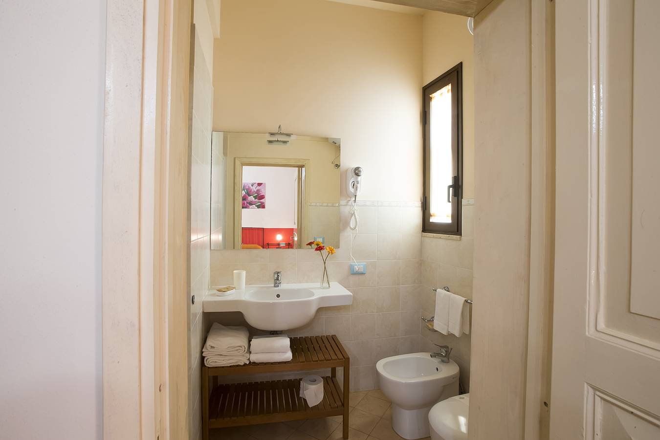 Appartement entier, La cour fleurie Ltd. in Trapani, Province de Trapani