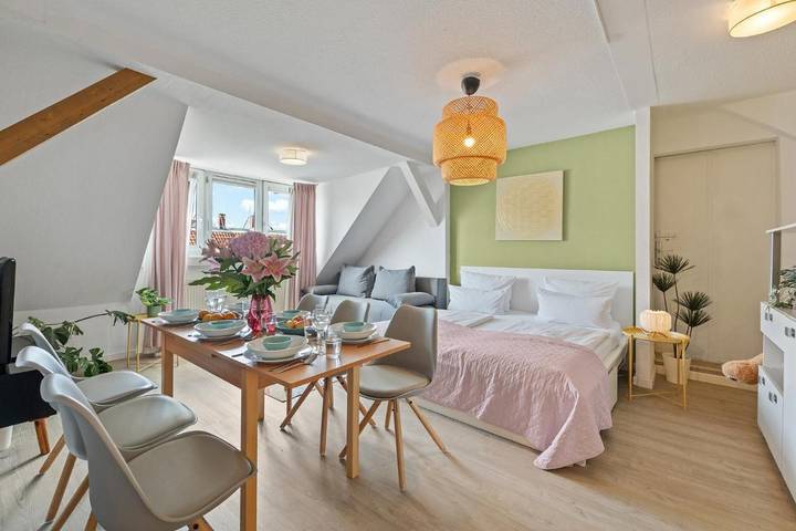 Ferienwohnung für 9 Personen in Prenzlauer Berg Berlin