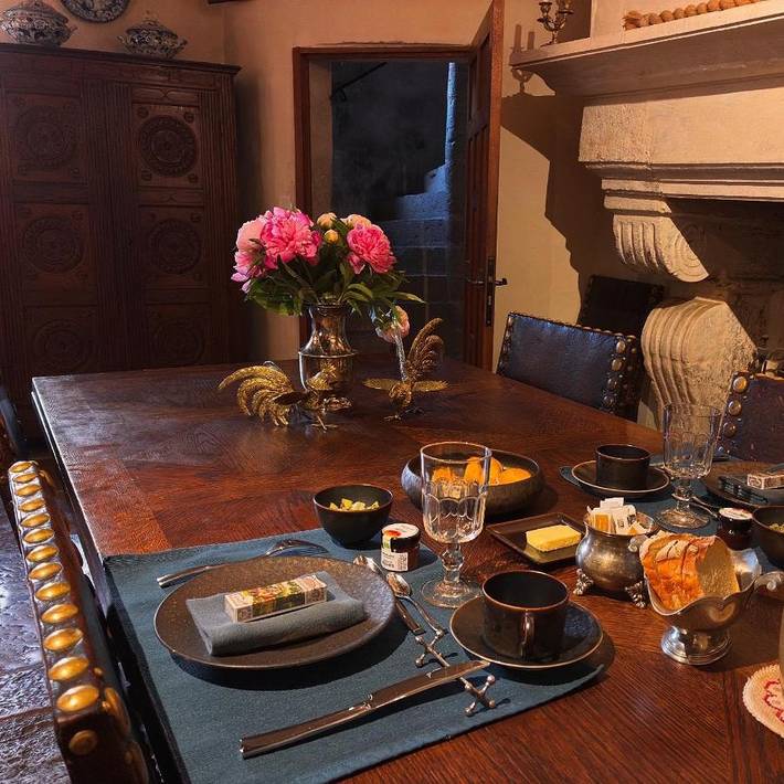 Location de vacances pour 3 personnes, avec jardin ainsi que vue et terrasse à Flavigny-sur-Ozerain - 4