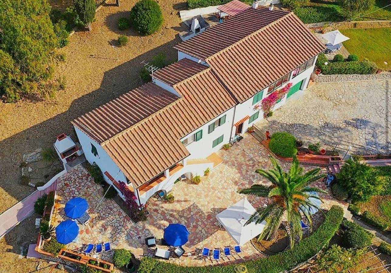 Ganze Wohnung, Apartment 'Arco' mit privatem Garten, Wlan und Klimaanlage in La Pila, Campo nell'Elba