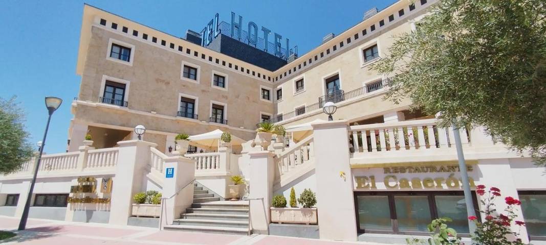 Hôtel pour 2 personnes, avec terrasse et vue
