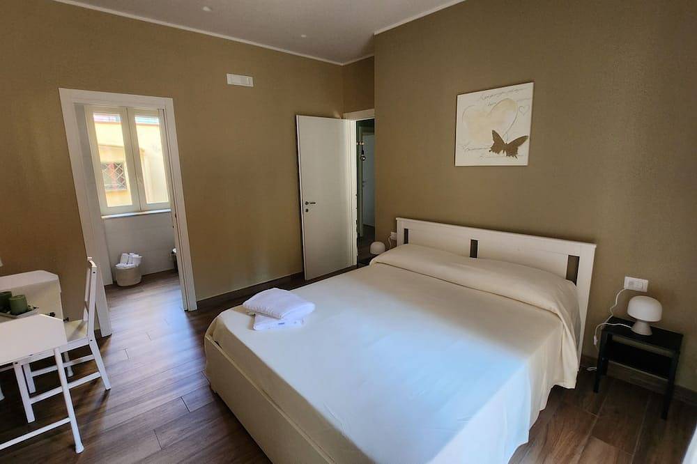 Entire apartment, Vacation home Fraeli in Pozzuoli, Naples Province