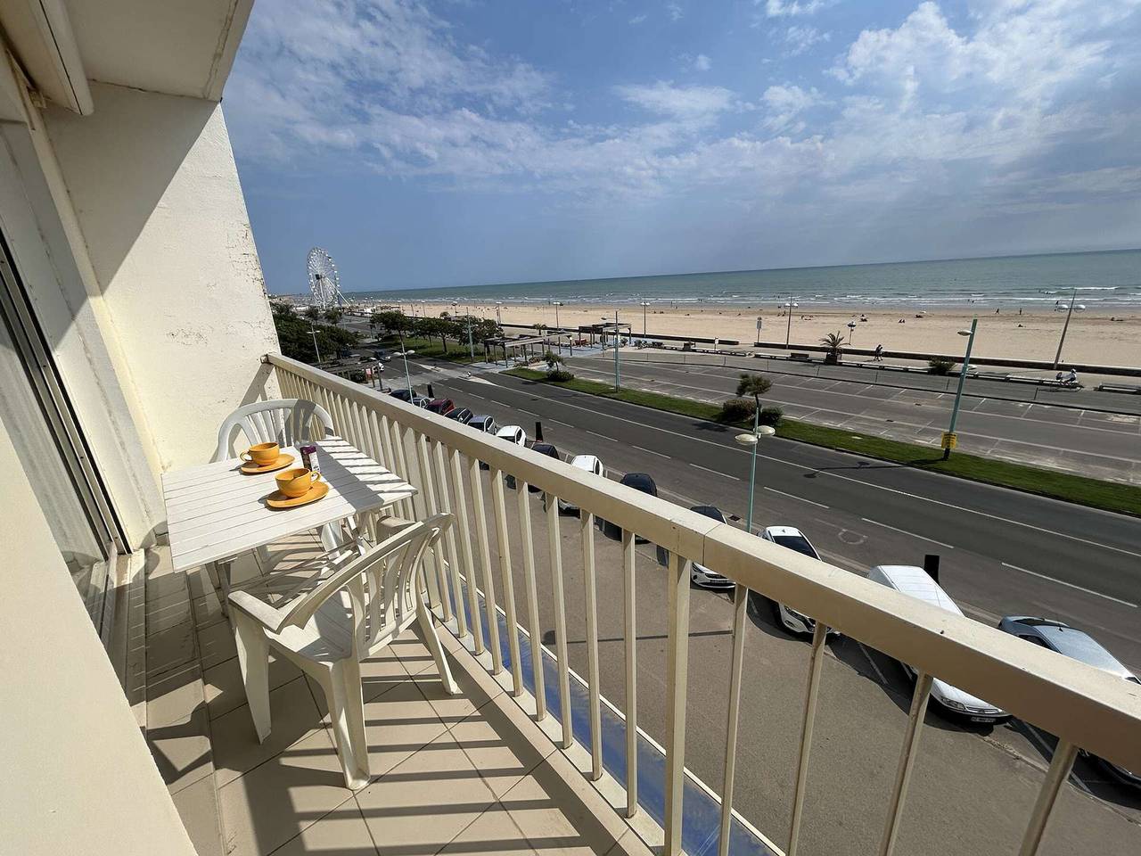 Entire apartment, Apartment sea view - 4 guests in Saint-Jean-de-Monts, Vendée