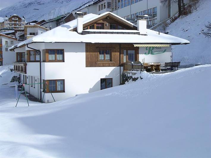 Holiday apartment for 2 people, with Balcony and Terrace as well as Sauna in Obergurgl