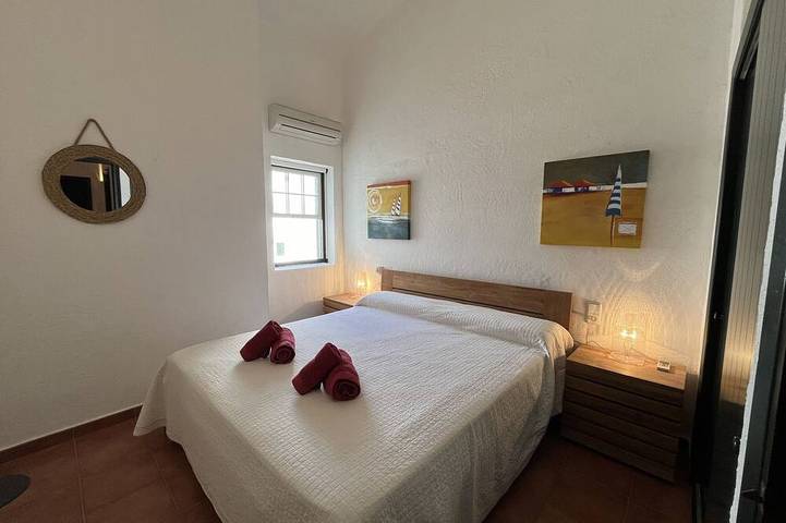 Superb house in quiet area 100 m far from the sea in Fornells, Es Mercadal