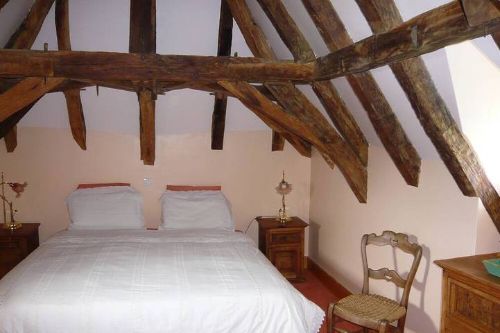 Gîte pour 2 personnes, avec jardin et piscine ainsi que jacuzzi et terrasse à Boisse - 4