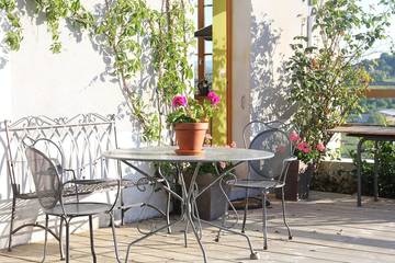 Location de vacances pour 4 personnes, avec terrasse à Saint-Didier-sur-Arroux