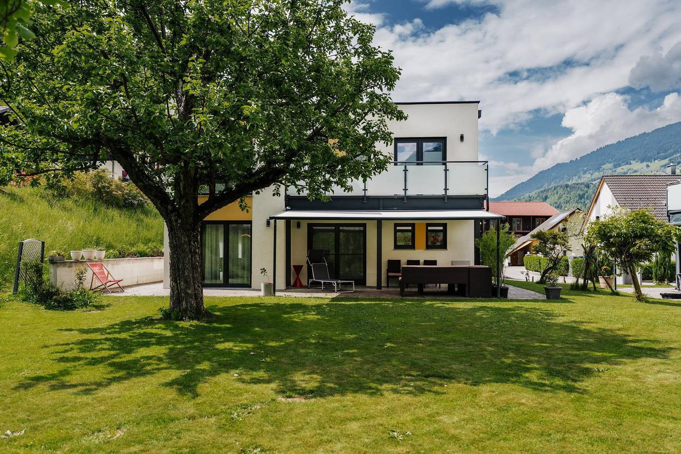 Ferienhaus, Dusche und Bad, Wc, 3 Schlafräume in Rätikon Gebirgsgruppe, Tschagguns