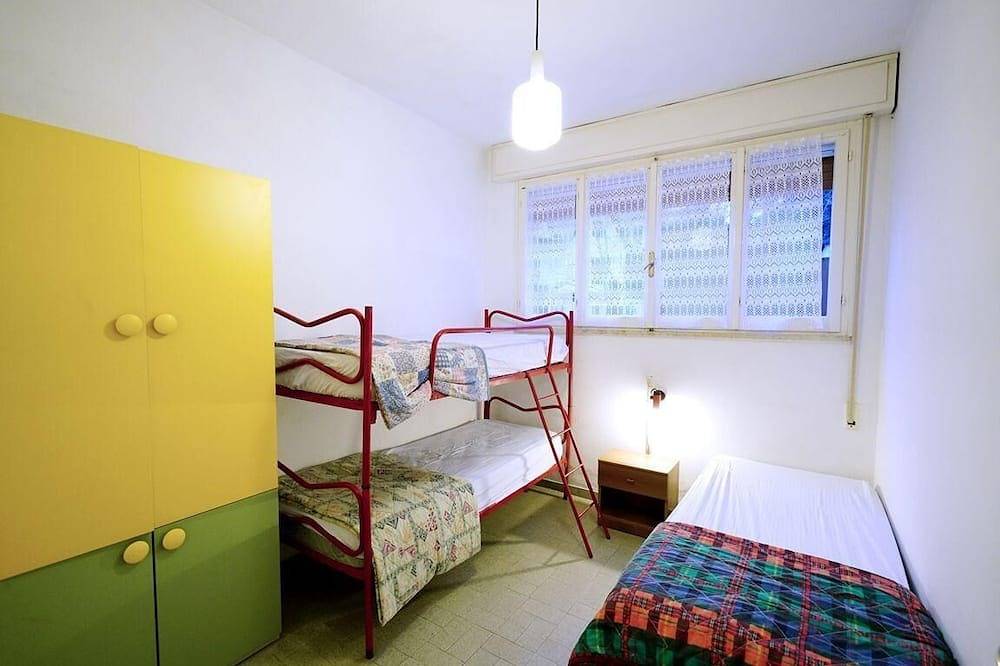 Geheel appartement, Holiday apartment Lido degli Estensi for 1 - 7 persons with 2 bedrooms - Holiday apartment in Lido degli Estensi, Lido di Spina